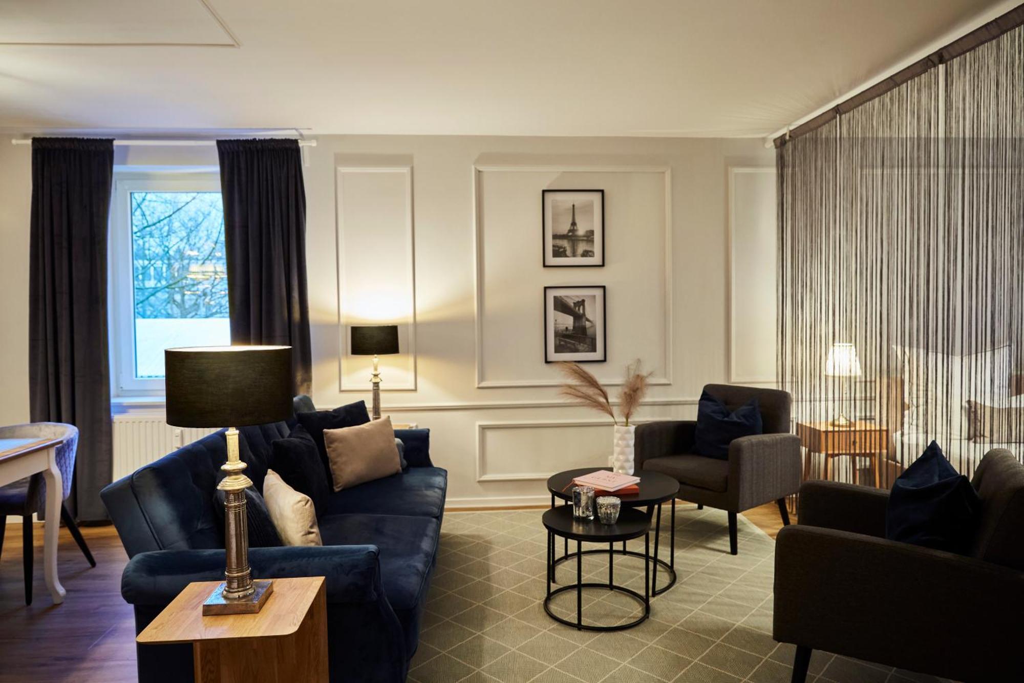 R B Apartment Am Airport Hamburg - 1-4 Personen - Kueche - Smart Tv - Waschmaschine - Perfekt Fuer Geschaeftsreisende Oder Familien Exterior foto